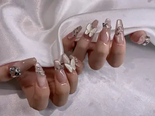 ネイル 長さ出し専門店 RIRIのネイルデザイン