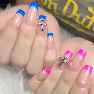 ネイル Feel ‪‪☺︎‬Yuriaのネイルデザイン