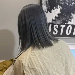 カラー RINA .のヘアスタイル