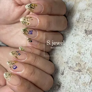 ネイル S. JEWELのネイルデザイン