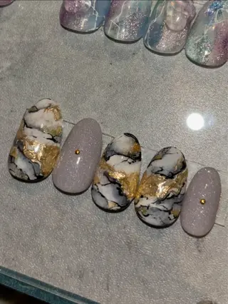 ネイル FROSCH/ Seinaのネイルデザイン