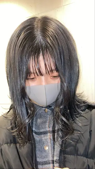 ミディアム デザインカラー/ボブ ブリーチカラー/ユリのヘアスタイル