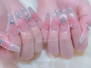 ネイル ネイルサロンエクラ 🫧Shizukaのネイルデザイン
