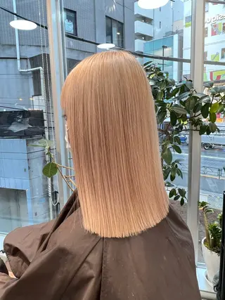 ミディアム カラー 🩷色気可愛い🩷 透明感カラー🩷のヘアスタイル
