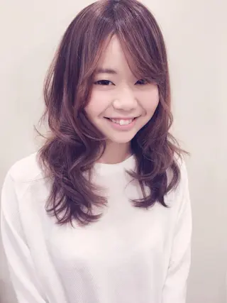 ミディアム セミロング ロング パーマ 韓国肌管理 ウプエステティックのエステ・リラクイメージ