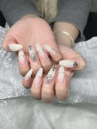 ネイル Lee Ainのネイルデザイン