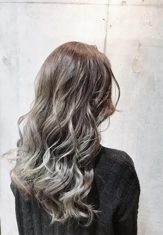 ロング カラー 天野 開のヘアスタイル