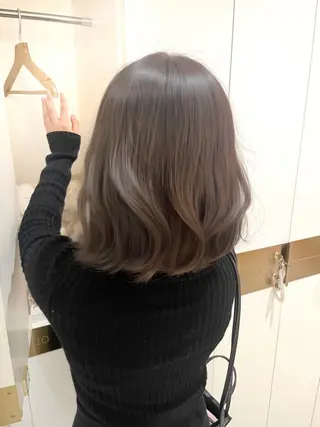 ミディアム カラー ヘアアレンジ 🤎小顔レイヤー /ベージュ🤎友香のヘアスタイル