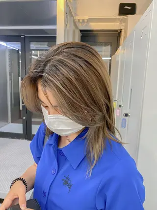 セミロング カラー 海外デザイン🇺🇸 石渡諒太のヘアスタイル
