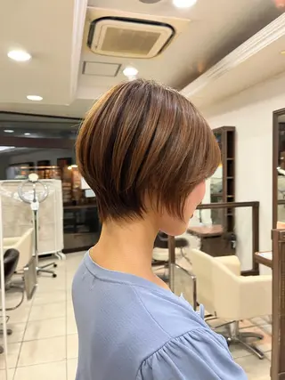 ショート カラー ✨髪質改善・縮毛矯正 専門美容室マーベルのヘアスタイル