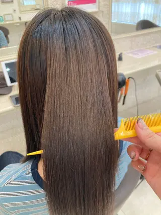 ミディアム 【shanti】 伊藤奈生のヘアスタイル