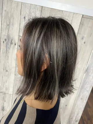 ミディアム カラー 🌈アイスアウト🌈 Mahoのヘアスタイル