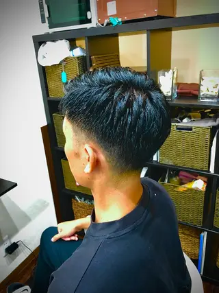 ショート カラー パーマ ヘアアレンジ メンズ men's特化　石井 貴章のヘアスタイル