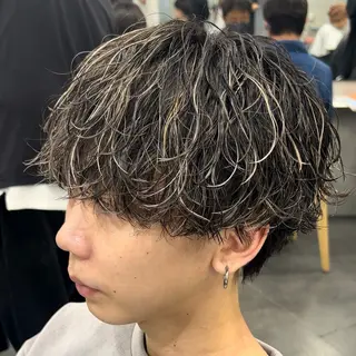 ミディアム カラー ヘアアレンジ メンズ fifth Tokyo所属・fifth 石川 凪のヘアスタイル