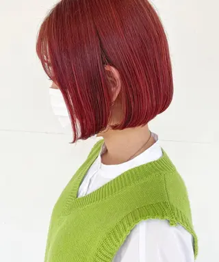 ショート カラー SHICENEケイ レイヤーカット🦋のヘアスタイル