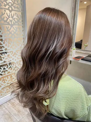 ロング カラー 小顔/似合わせカット 杉山莉菜のヘアスタイル