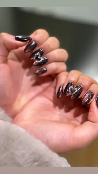 ネイル Miura.H 🦋🫧のネイルデザイン