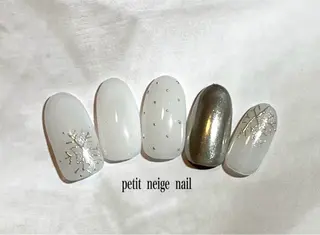 ネイル 山賀 小雪のネイルデザイン