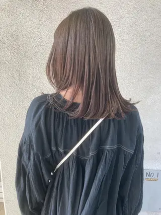 ミディアム お洒落ベージュ🤎 代官山shibukiのヘアスタイル