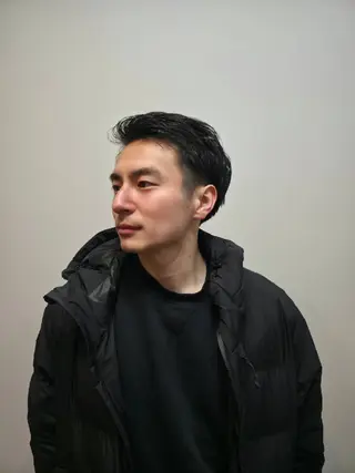 メンズ ショート OMA　 カタギシのヘアスタイル