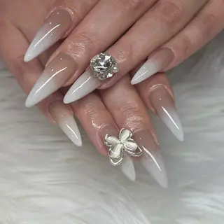 ネイル 透明感ネイル ｜mahiru.のネイルデザイン