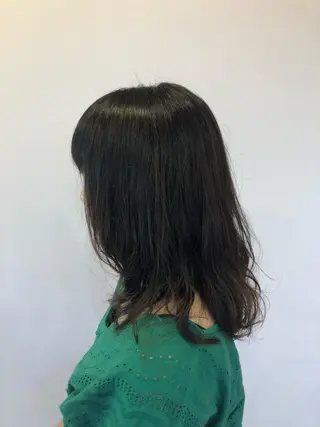 セミロング やまぐち まりんのヘアスタイル