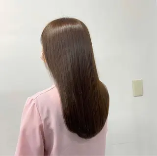 セミロング カラー パーマ ヘアアレンジ ネイル マツエク・マツパ 韓国風ベージュ🤎 赤みなし🌿横浜🤎のヘアスタイル