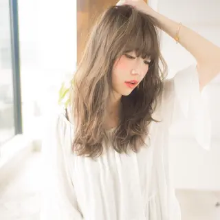 セミロング おしゃれ染めで白髪を 染める/山口玲緒奈のヘアスタイル