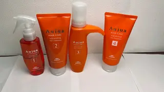 ショート コウ チホウのヘアスタイル