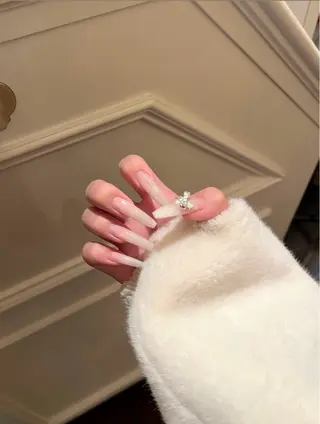 カラー AIN Nailのネイルデザイン