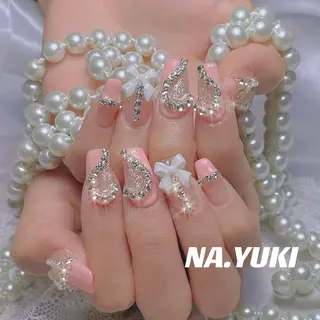 ネイル 🦋 Queenieのネイルデザイン