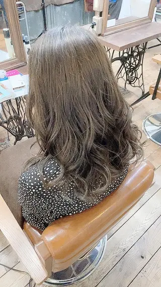 セミロング カラー ヘアアレンジ 國分 伸也のヘアスタイル