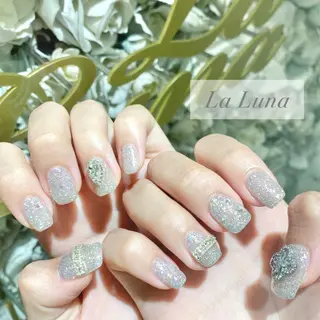 ネイル LaLuna🌙 Natsukiのネイルデザイン