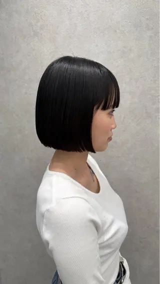 ミディアム ハイトーンカラー🐬 えりかのヘアスタイル