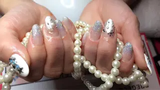 ミディアム ネイル 長さ出し専門 nynaのネイルデザイン