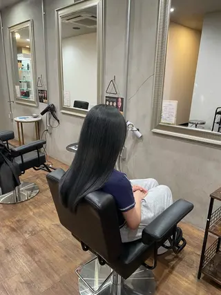 カラー 🎀SoL🎀佐藤 楓夏のヘアスタイル