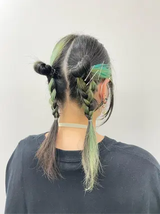ヘアアレンジ ダブルカラー,透け カラーHINARIのヘアスタイル