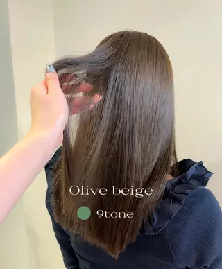 ミディアム カラー haruka 🩶のヘアスタイル