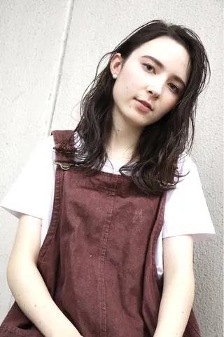 セミロング カラー 一ノ瀬 暁のヘアスタイル