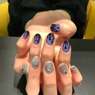 ネイル 個性派ネイルサロン 💅🏼ターコイズのネイルデザイン
