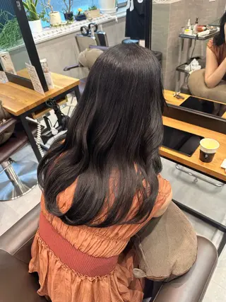 ロング カラー 銀座レイヤーカット ×シースルー前髪のヘアスタイル