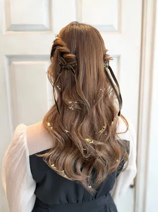 ヘアアレンジ ヘアメイク美容師 🦋サカモトレナ🦋のヘアスタイル