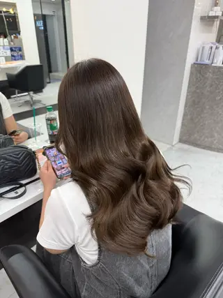 ロング カラー 【ALEAP】 𝐇𝐀𝐊𝐔のヘアスタイル