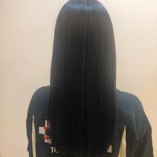 ロング 東村 桃花のヘアスタイル