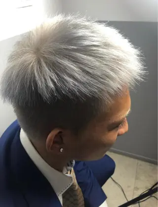 ショート カラー メンズ 🌈本物の髪質改善 森田涼平のヘアスタイル