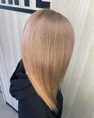 ロング カラー UNDER vr 【アンダーバー】のヘアスタイル