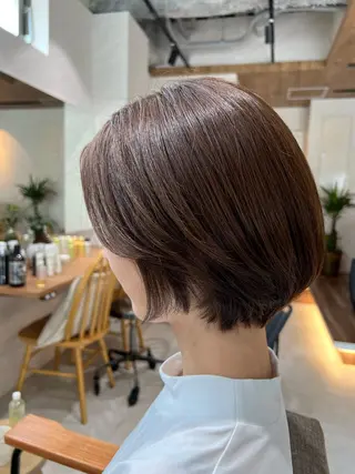 ショート カラー 艶ボブ🤎ボブパーマ 透明感カラー\メンズのヘアスタイル