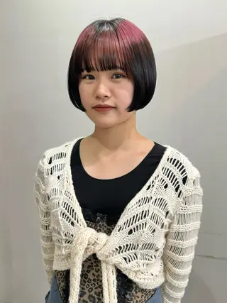 ショート 切りっぱなしボブ/ ブリーチカラー/大塚のヘアスタイル