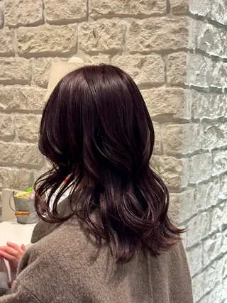 ミディアム カラー Suzu🪽 大宮美容室のヘアスタイル