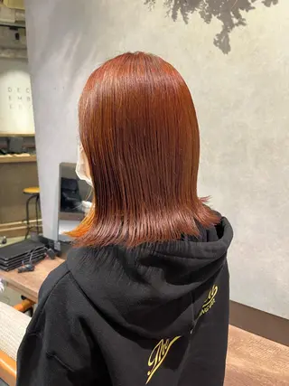 ミディアム カラー 平居 リサのヘアスタイル